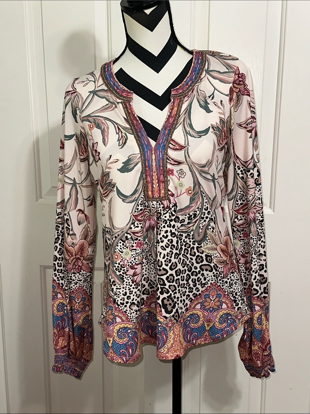 Hale Bob Floral & Leopard Print V-Neck Blouse in Blush and Multicolor